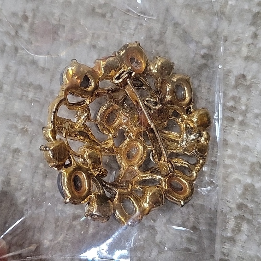 😼Brooch Pin - Picture 3 of 3
